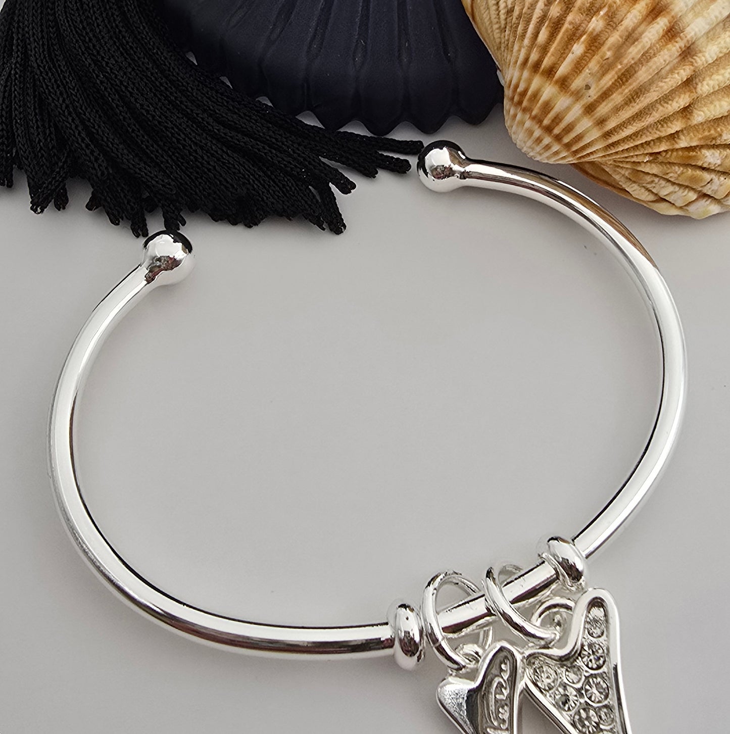 SILVER DIAMANTE/SOLID LOGO HEART BANGLE*