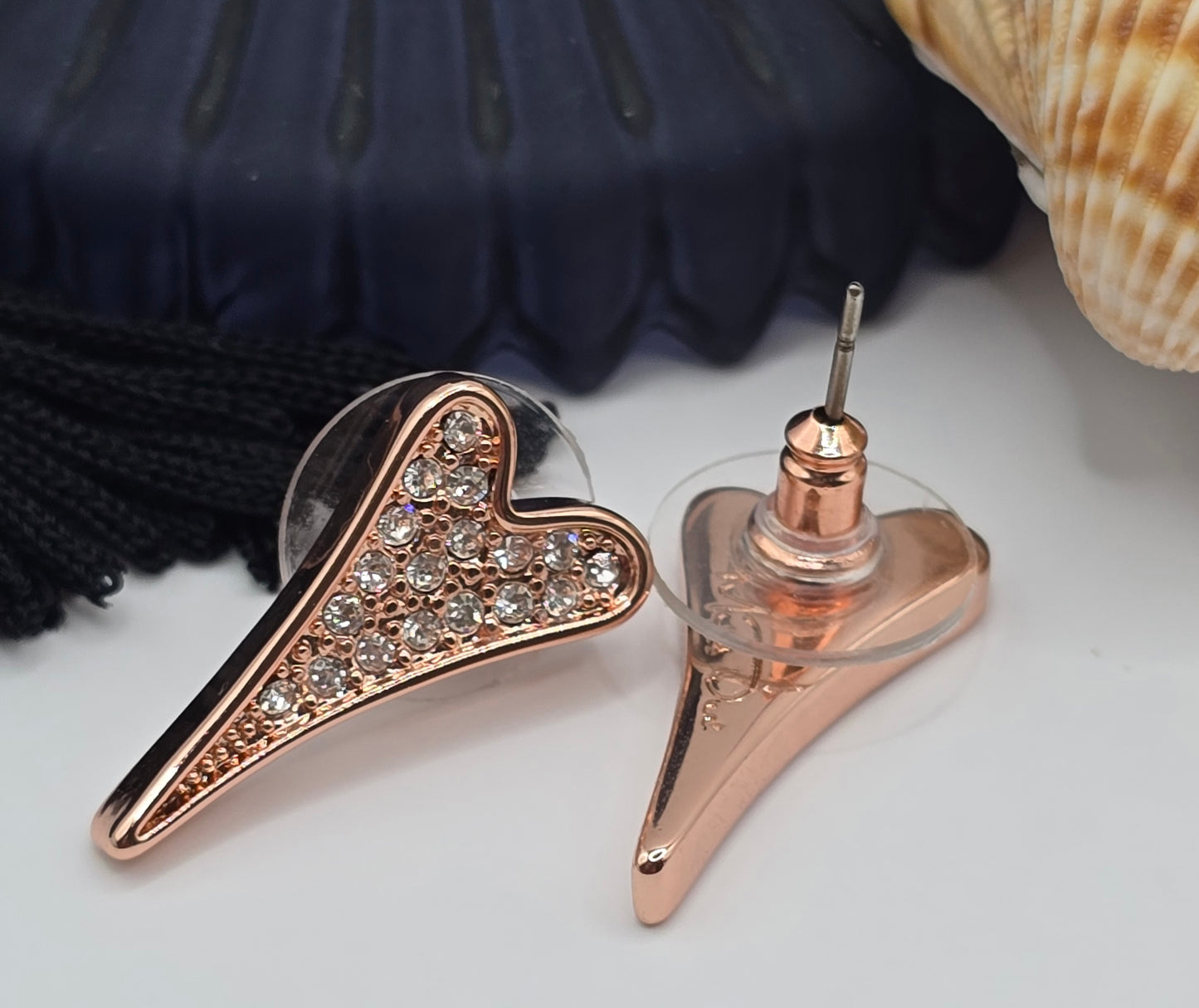 ROSE GOLD FULL DIAMANTE HEART STUDS EARRINGS*