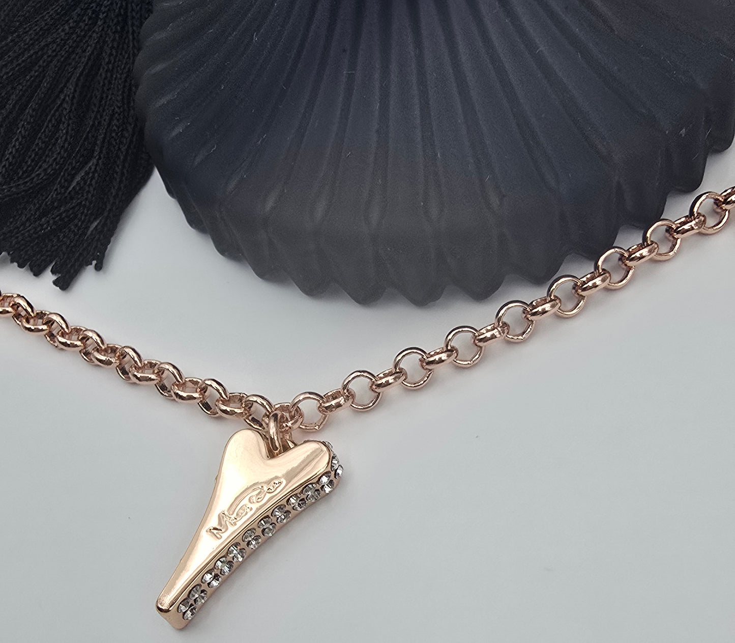 ROSE GOLD DIAMANTE HEARTS BRACELET*