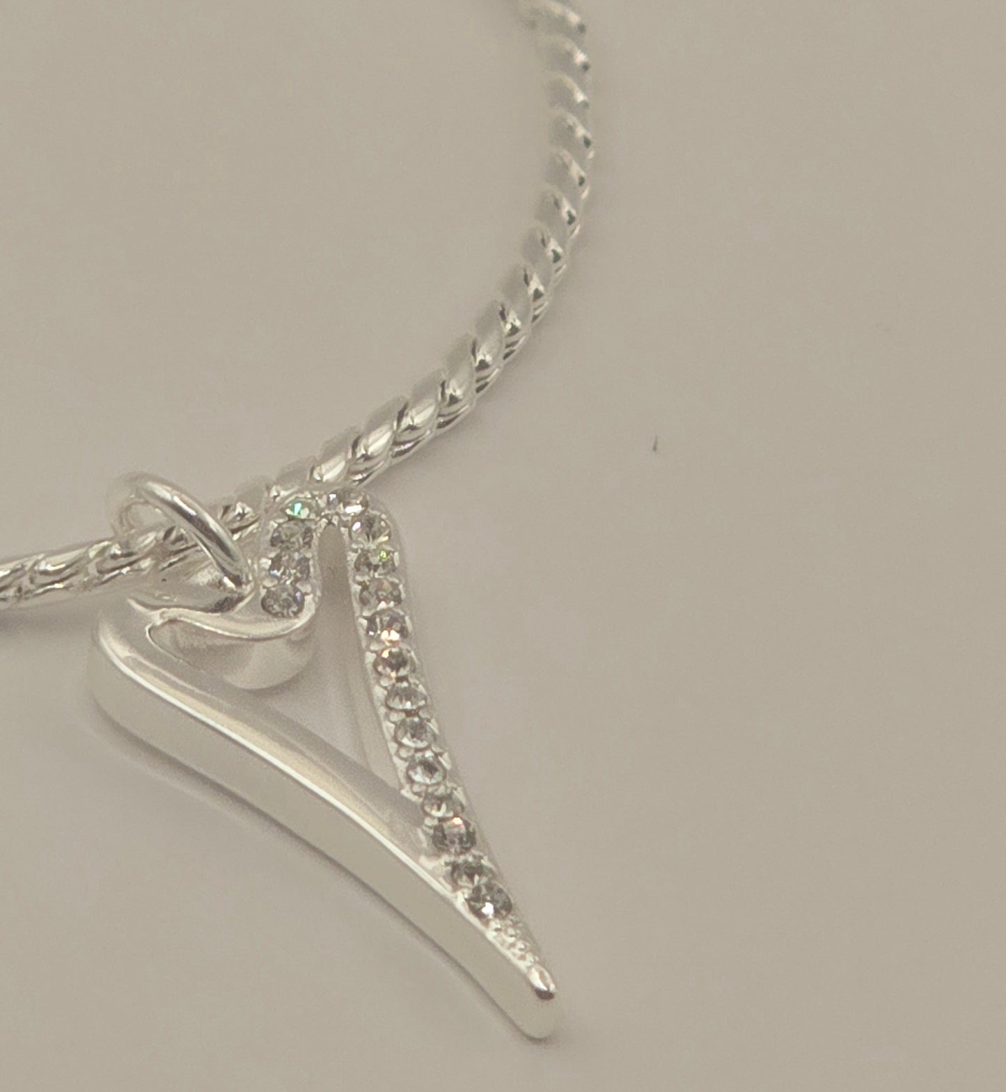 Silver Hollow heart 1/2 Plain, 1/2 Diamante Bracelet*