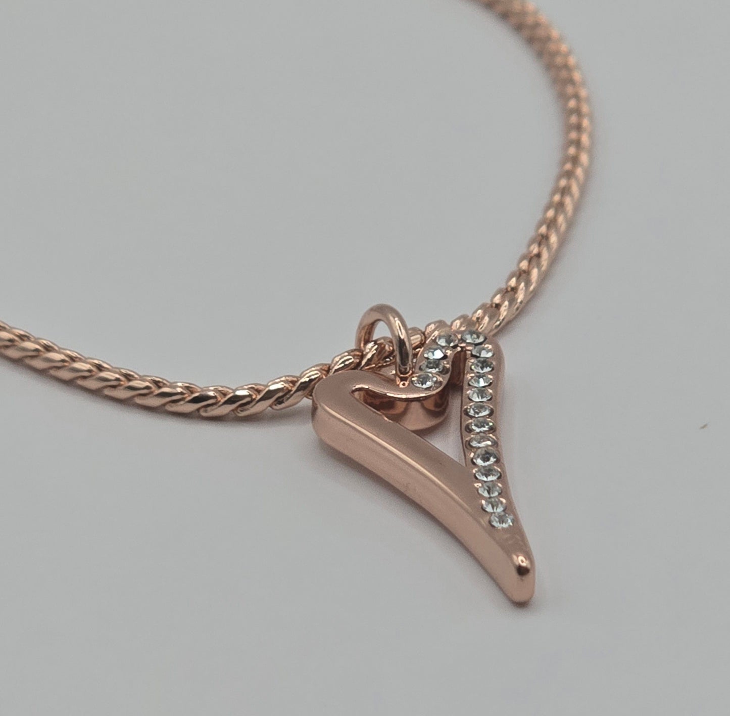 Bracelet Rose Gold Hollow Heart 1/2 plain 1/2 Diamante*