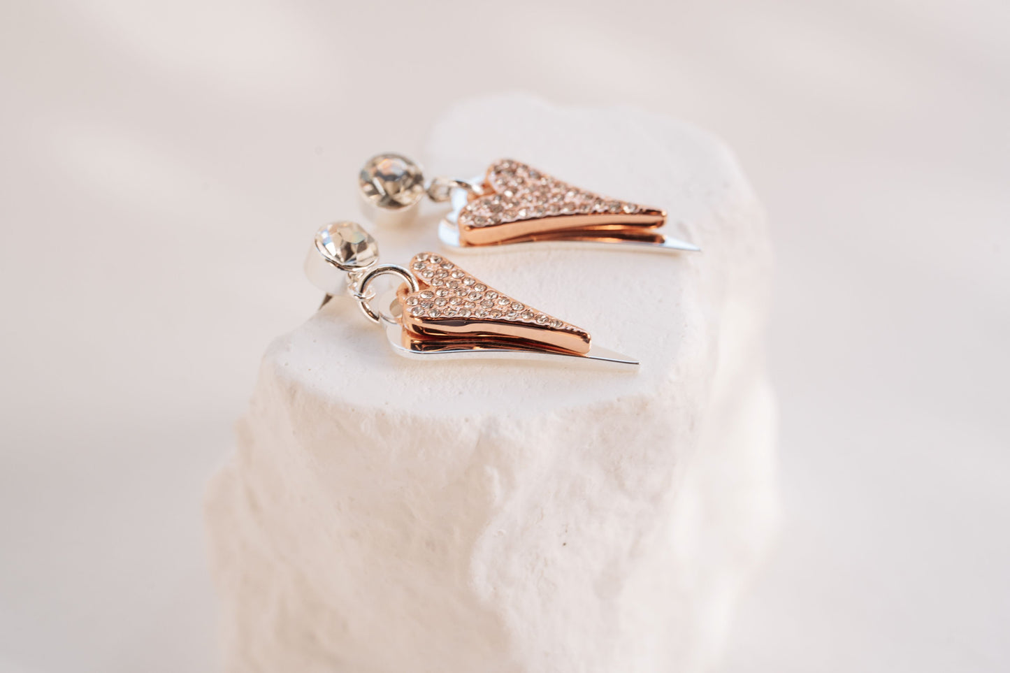 SILVER/ROSE GOLD HEARTS EARRINGS*