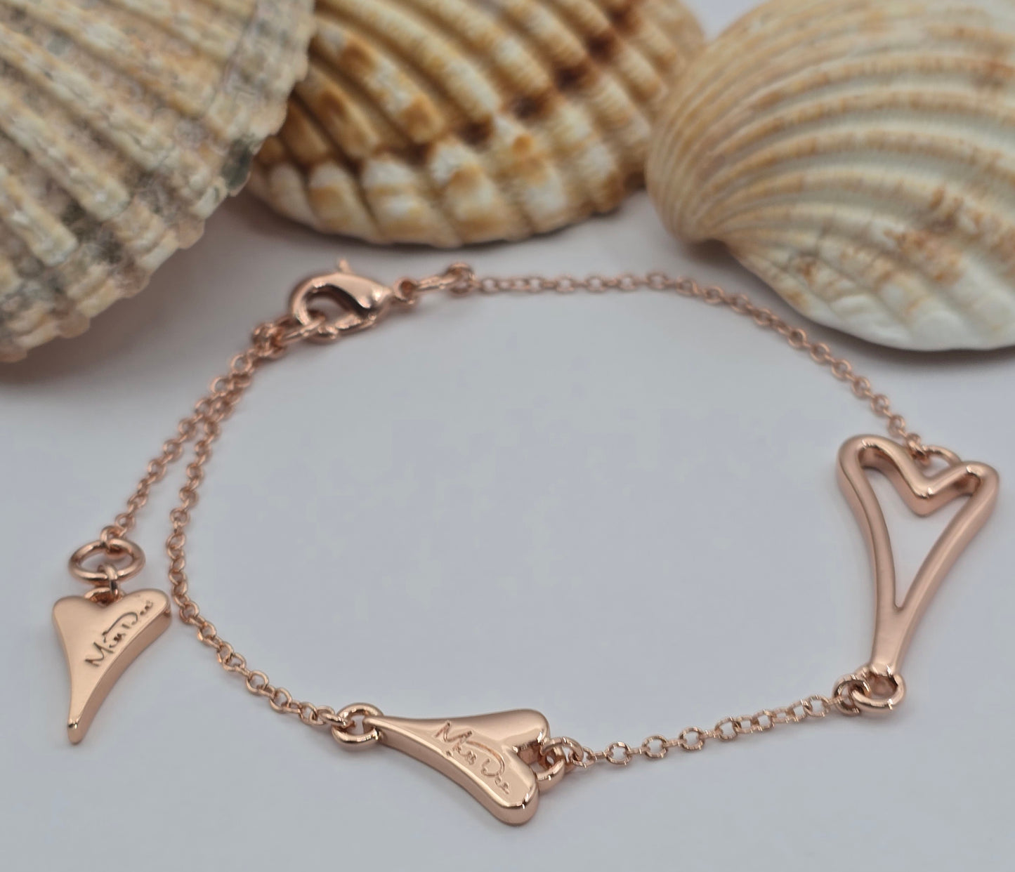 ROSE GOLD HOLLOW HEART BRACELET *