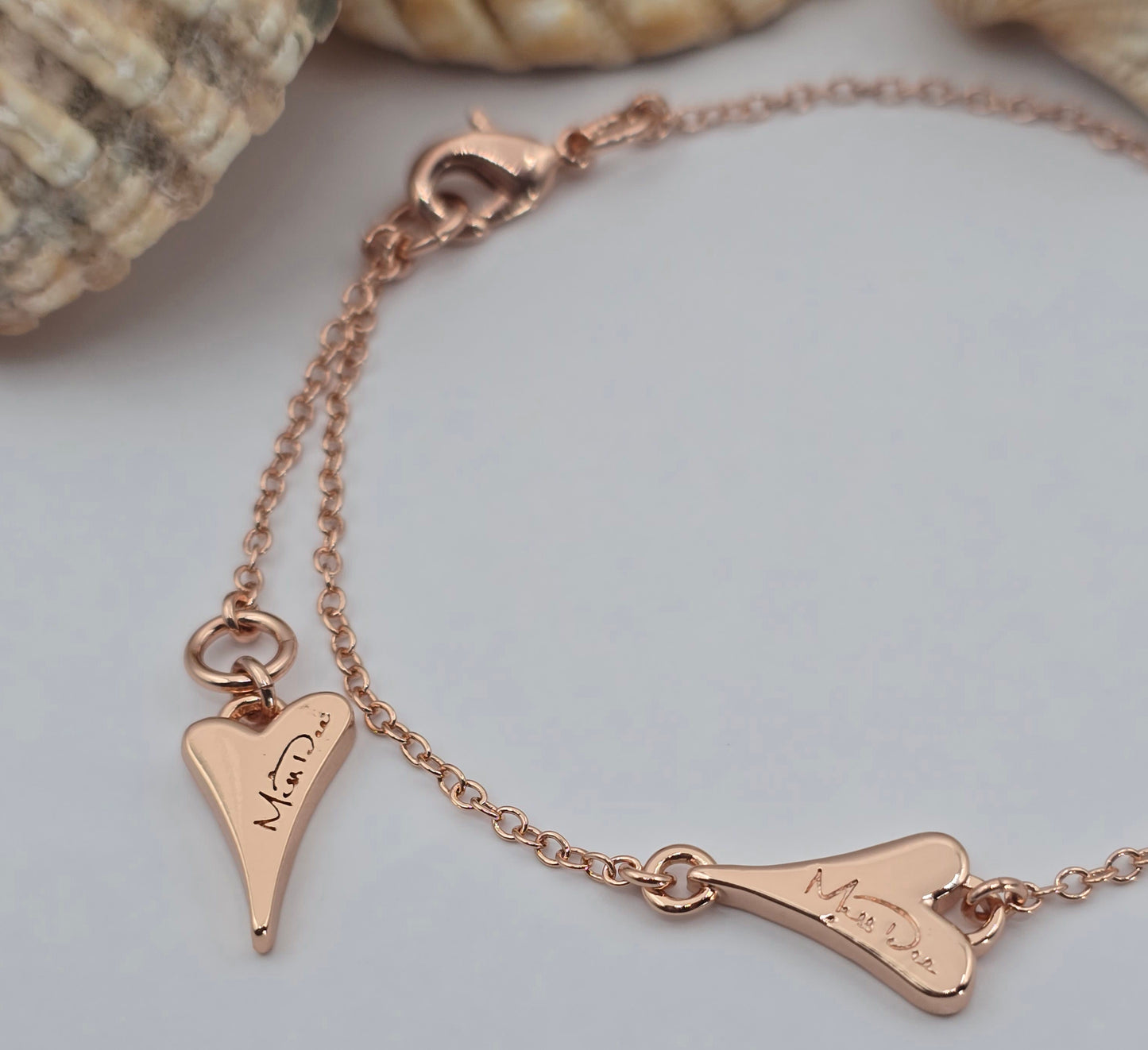 ROSE GOLD HOLLOW HEART BRACELET *