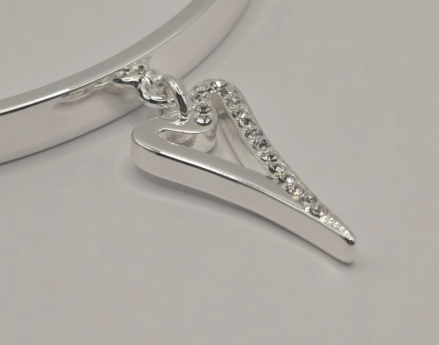 SILVER BANGLE*