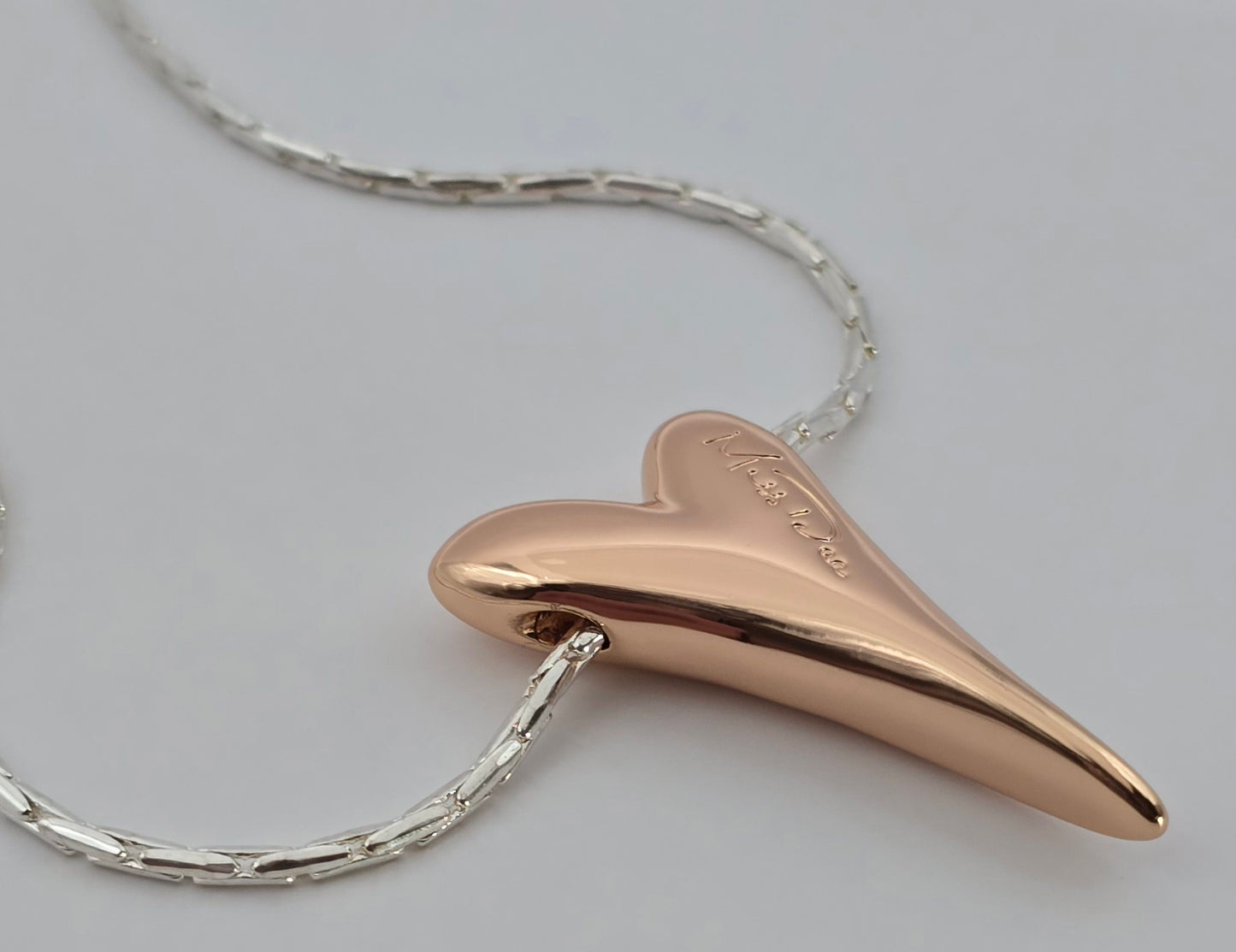 SILVER CHAIN/ROSE GOLD SOLID LOGO HEART NECKLACE*