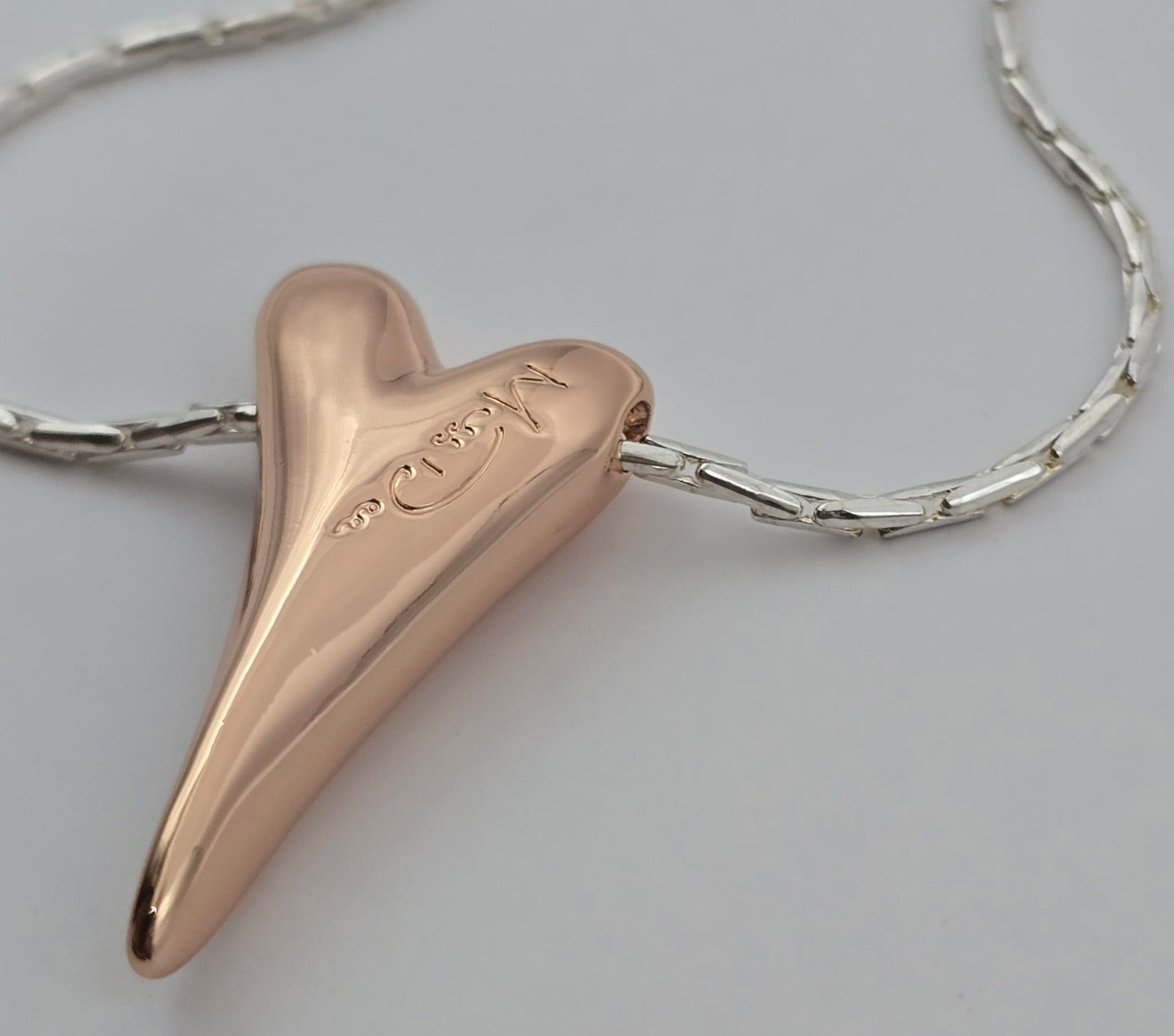 SILVER CHAIN/ROSE GOLD SOLID LOGO HEART NECKLACE*