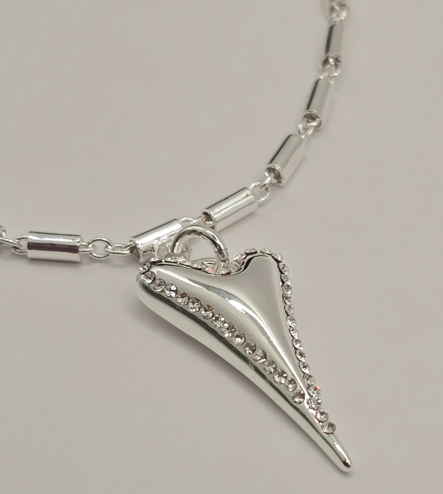 SILVER DIAMANTE HEART BRACELET*