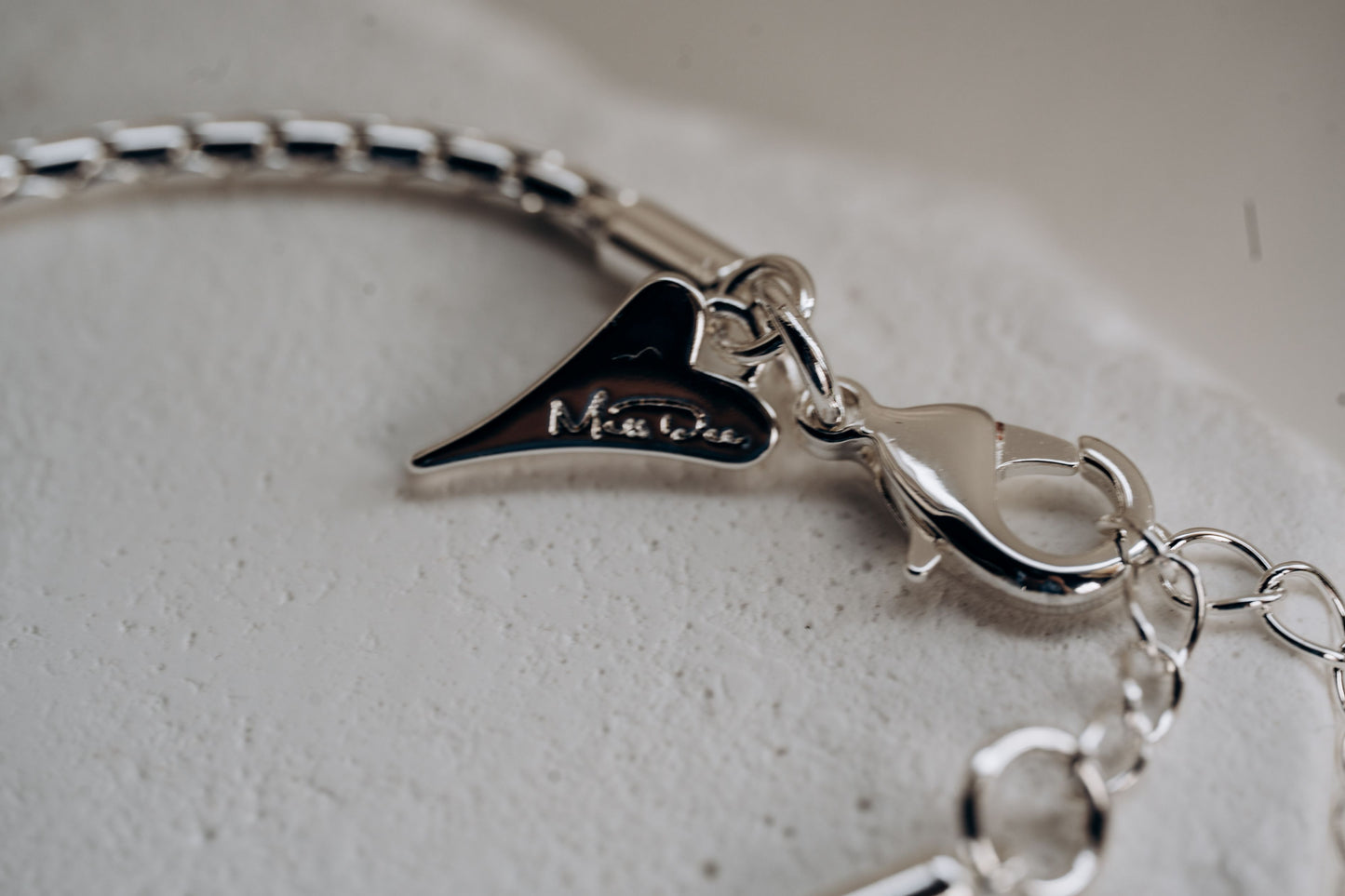 Bracelet Silver chain with Solid & Diamante Hearts*