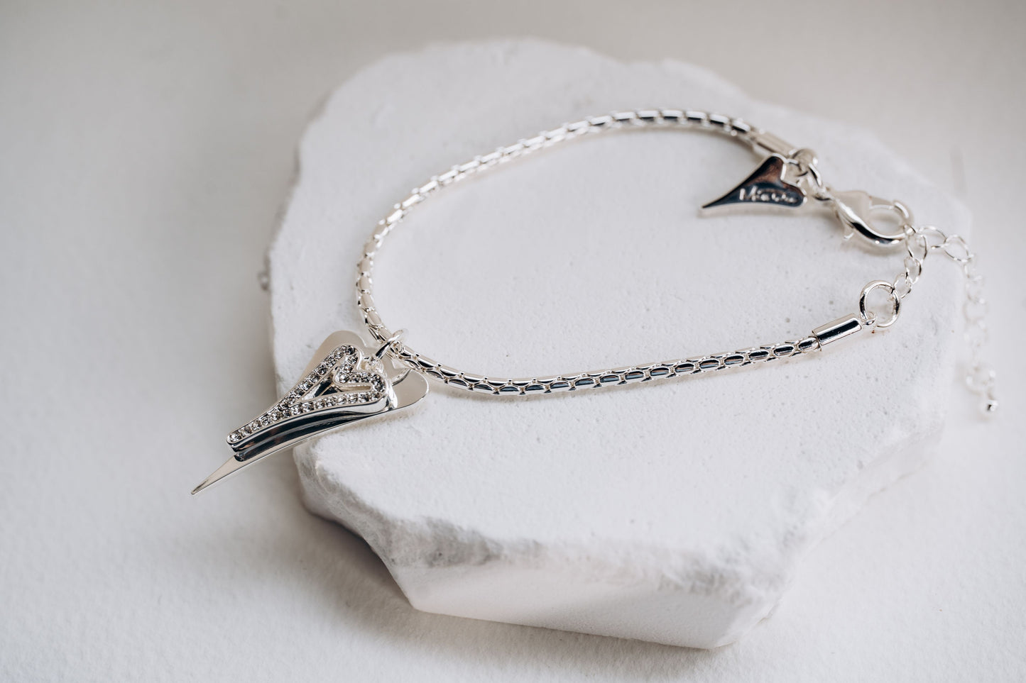 Bracelet Silver chain with Solid & Diamante Hearts*