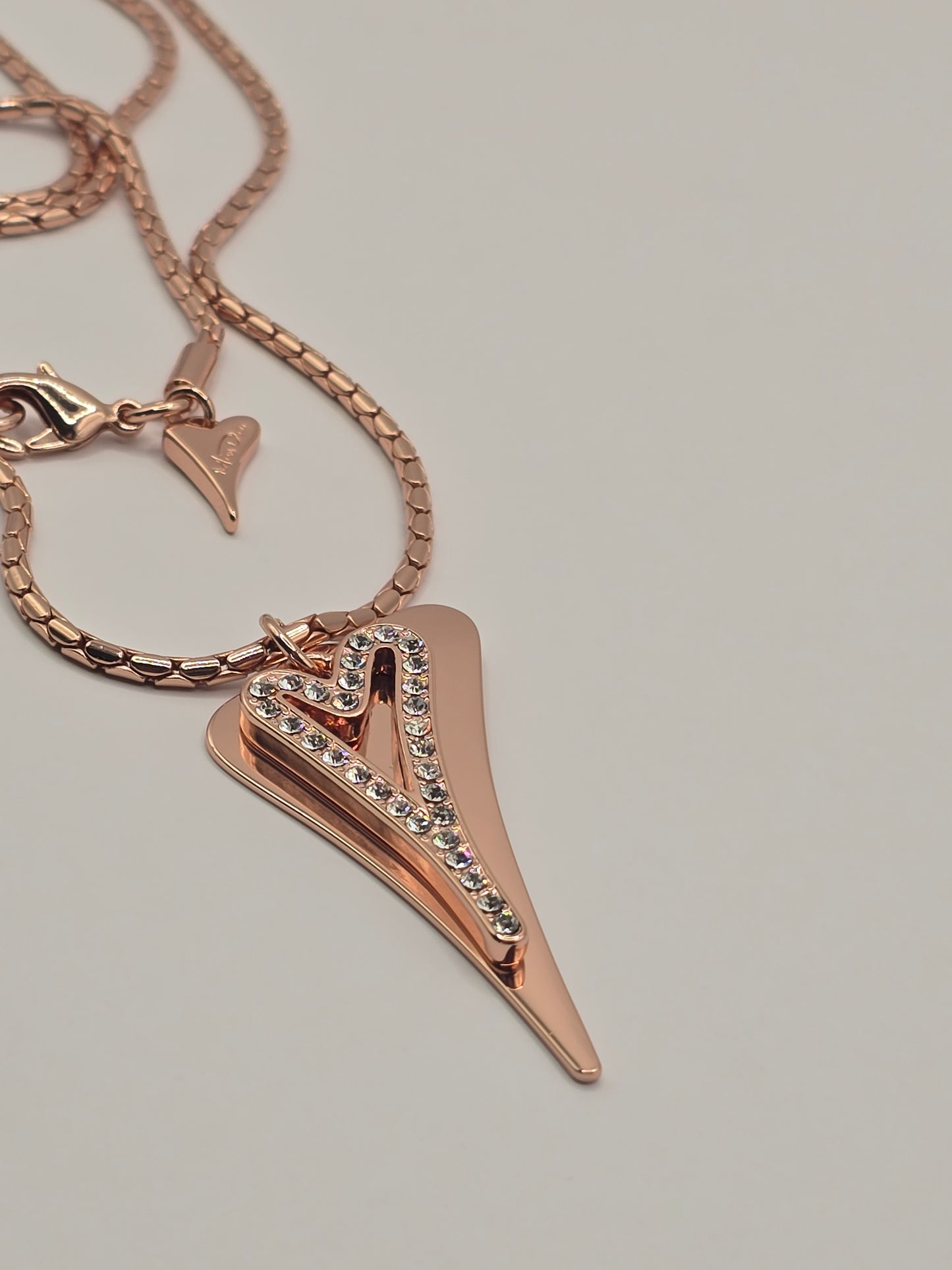 ROSE GOLD 70CM LONG CHAIN WITH SOLID & HOLLOW HEARTS NECKLACE*