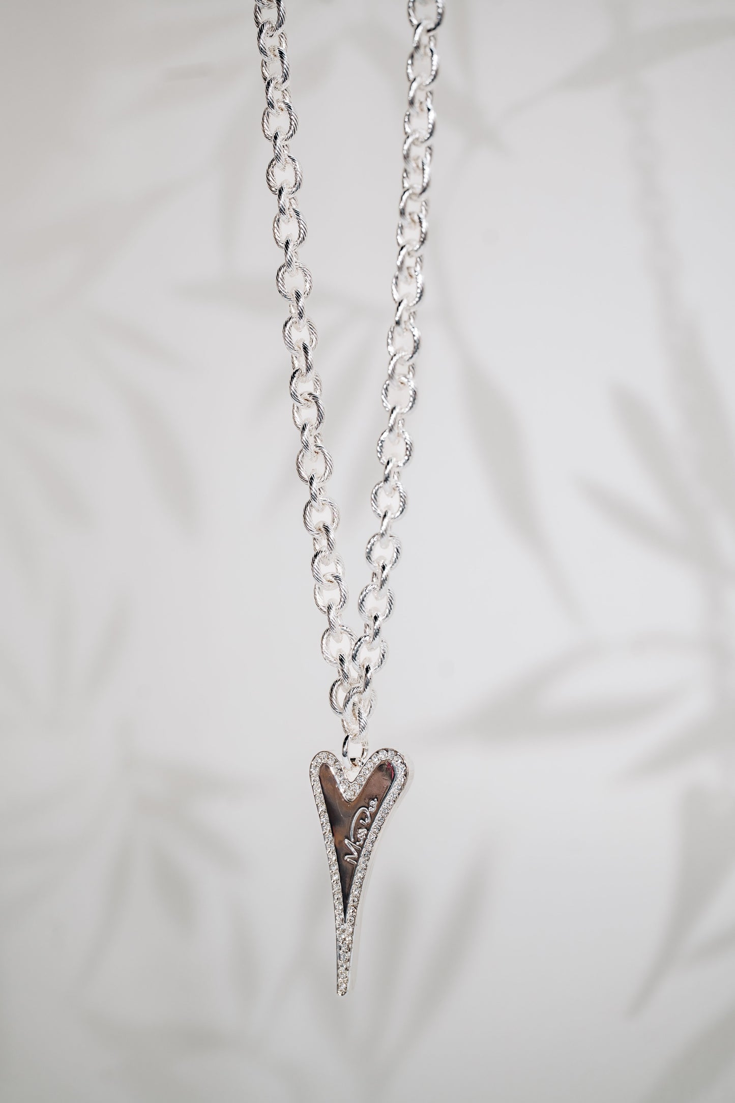 Necklace silver 85cm textured links chain with heart pendant