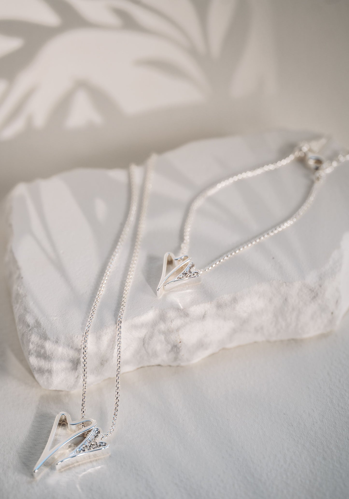 SILVER DOUBLE HEART BRACELET *