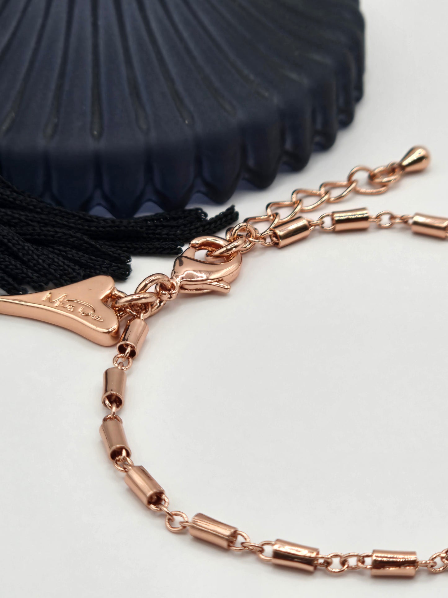 ROSE GOLD DIAMANTE HEART BRACELET *