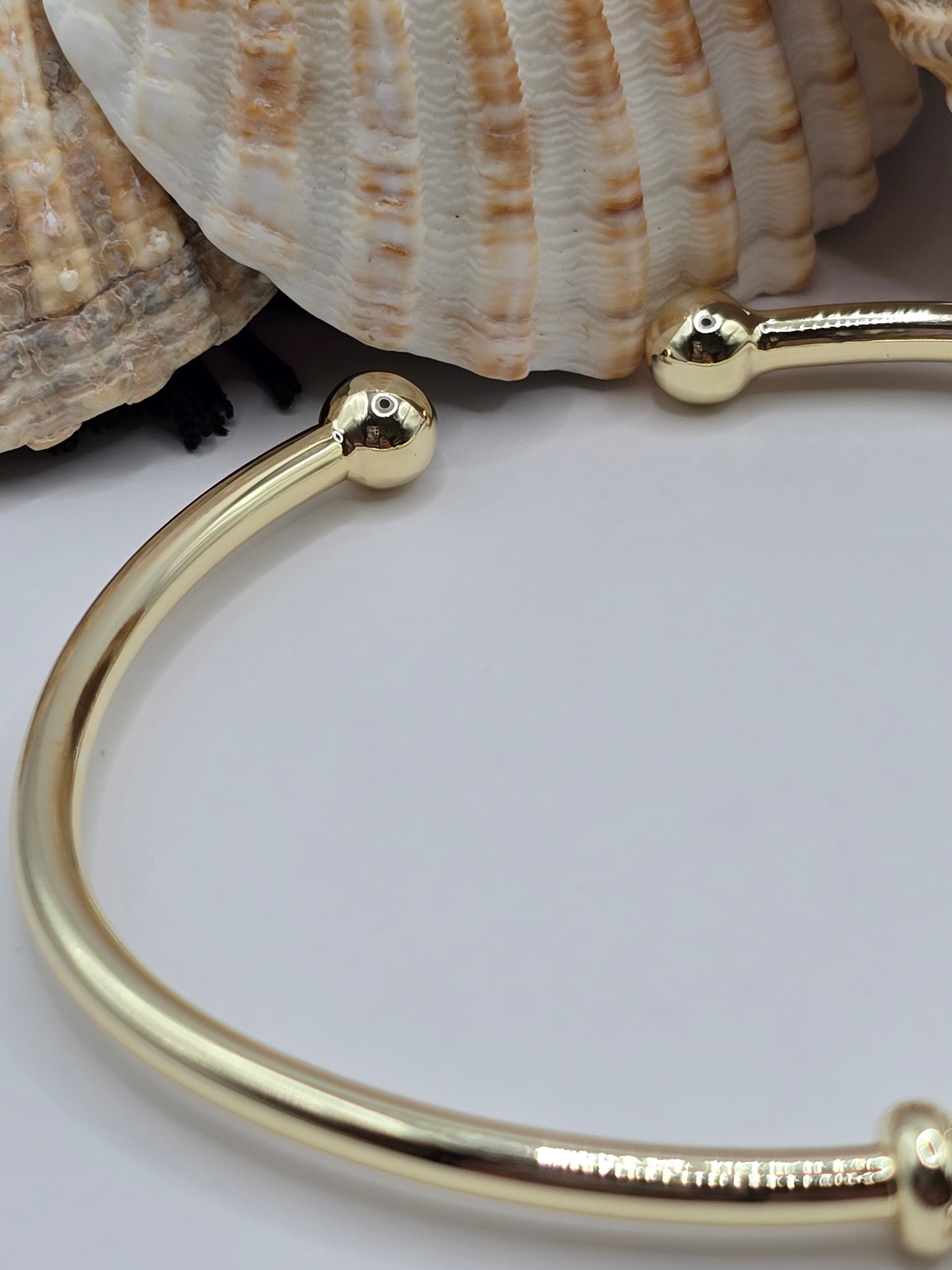YELLOW GOLD DIAMANTE/ SILVER SOLID LOGO HEART BANGLE*