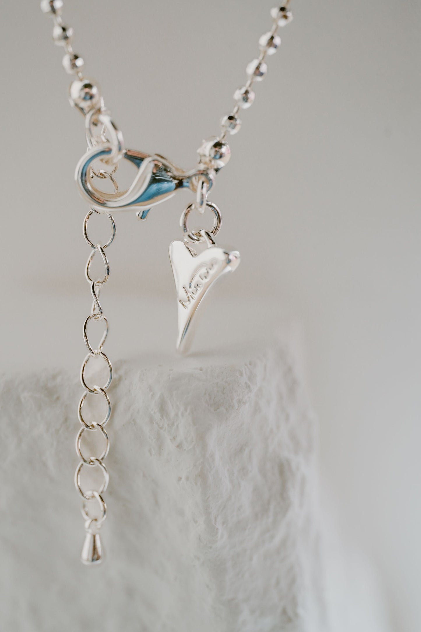 SILVER DIAMNONT CUT BALLS CHAIN NECKLACE *