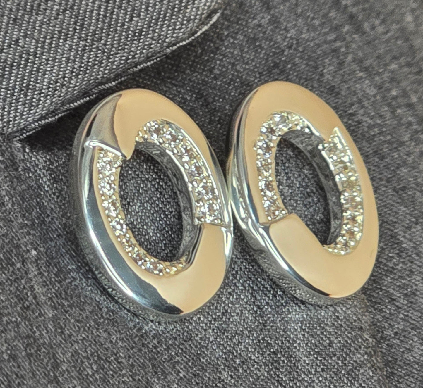 SILVER EARRINGS*
