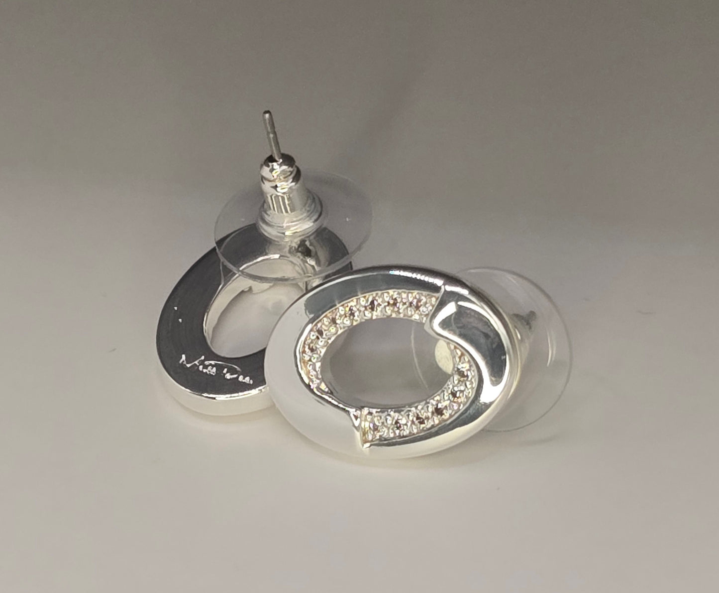 SILVER EARRINGS*