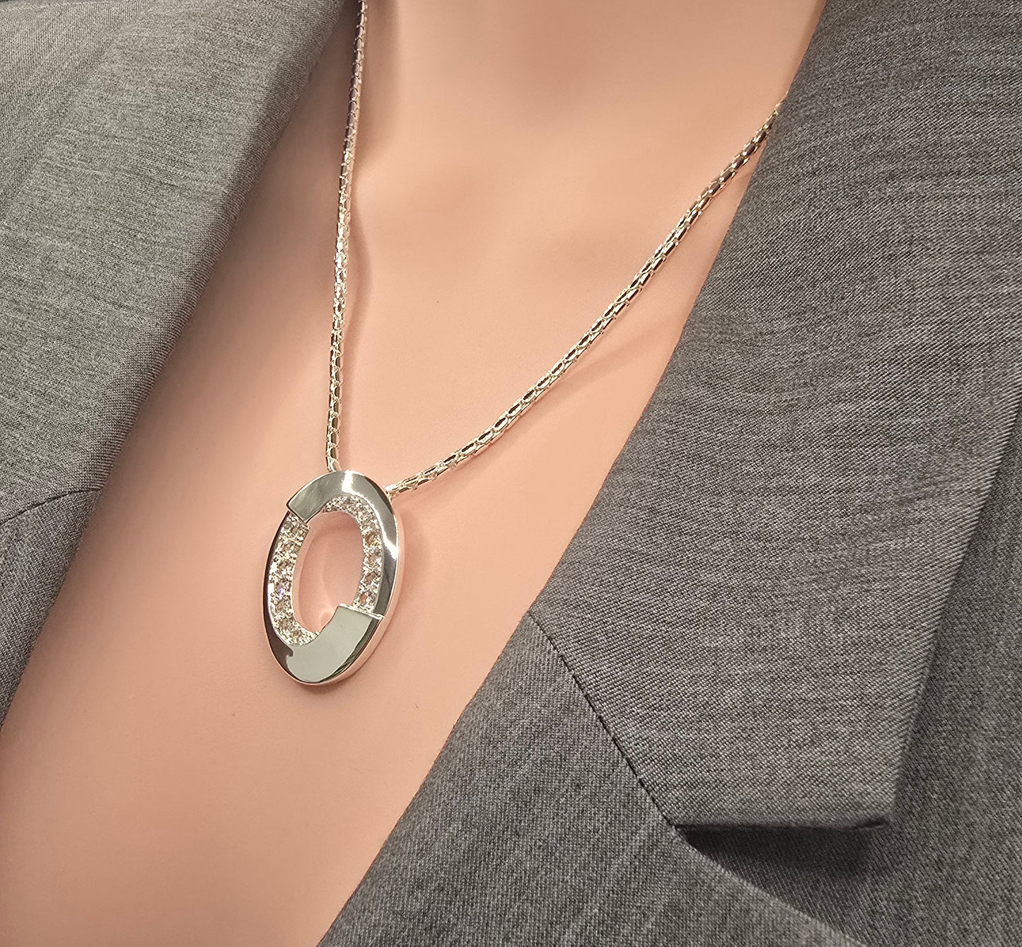 SILVER NECKLACE*