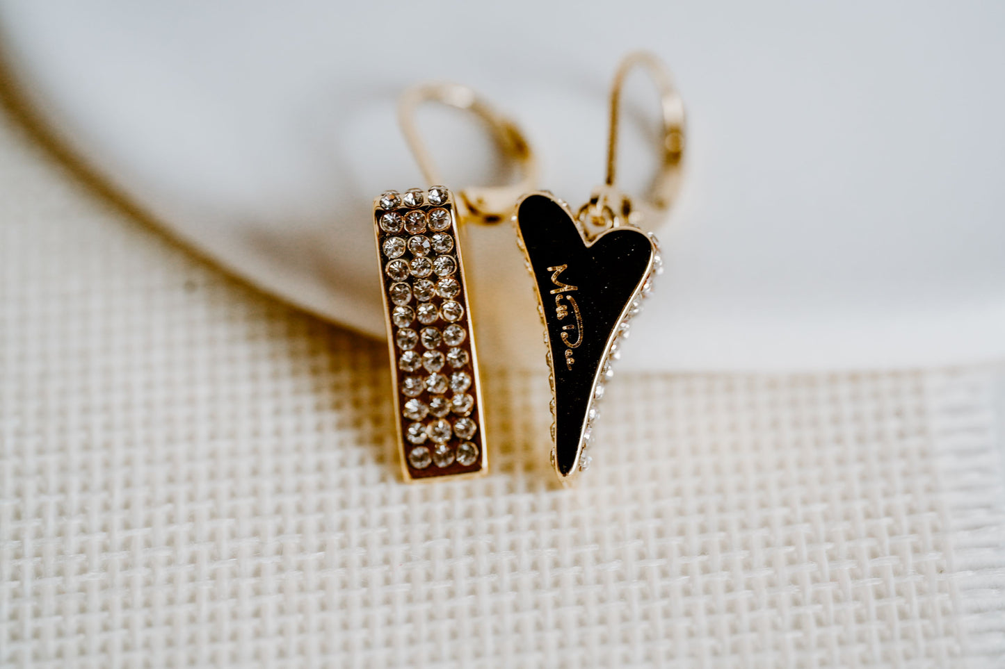 YELLOW GOLD DIAMANTE HEART EARRINGS *
