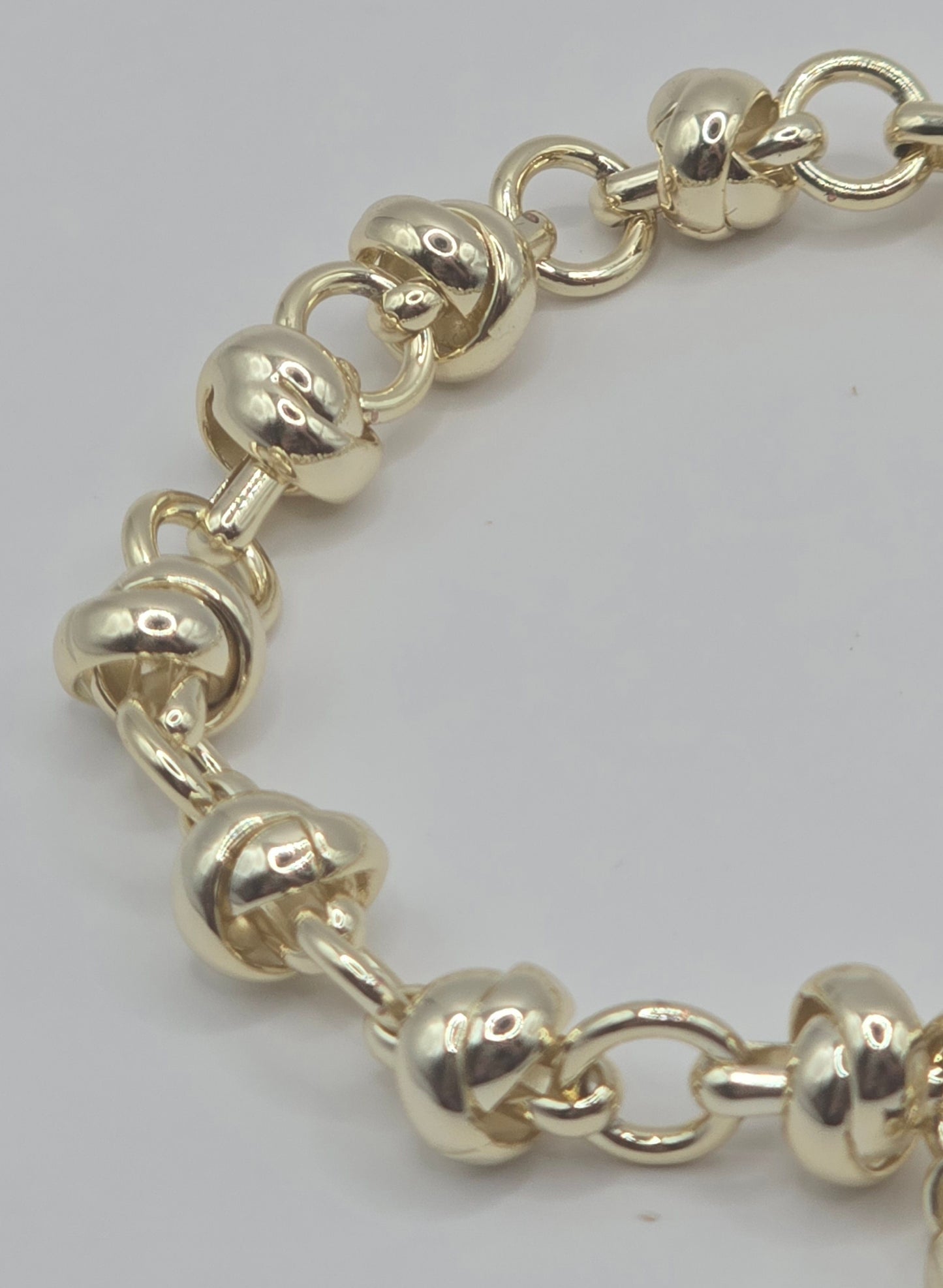 YELLOW GOLD DIAMANTE HEART BRACELET*