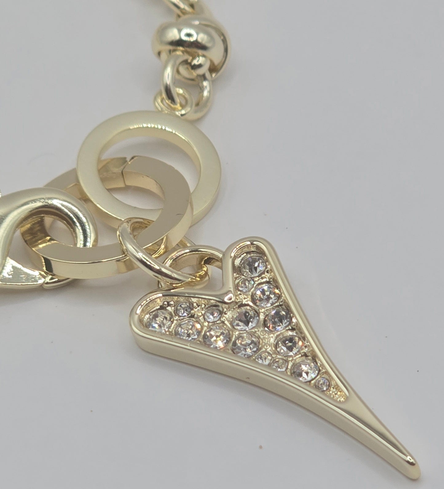 YELLOW GOLD DIAMANTE HEART BRACELET*