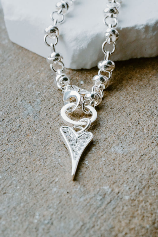 Bracelet With Hearts (Notting Hill)