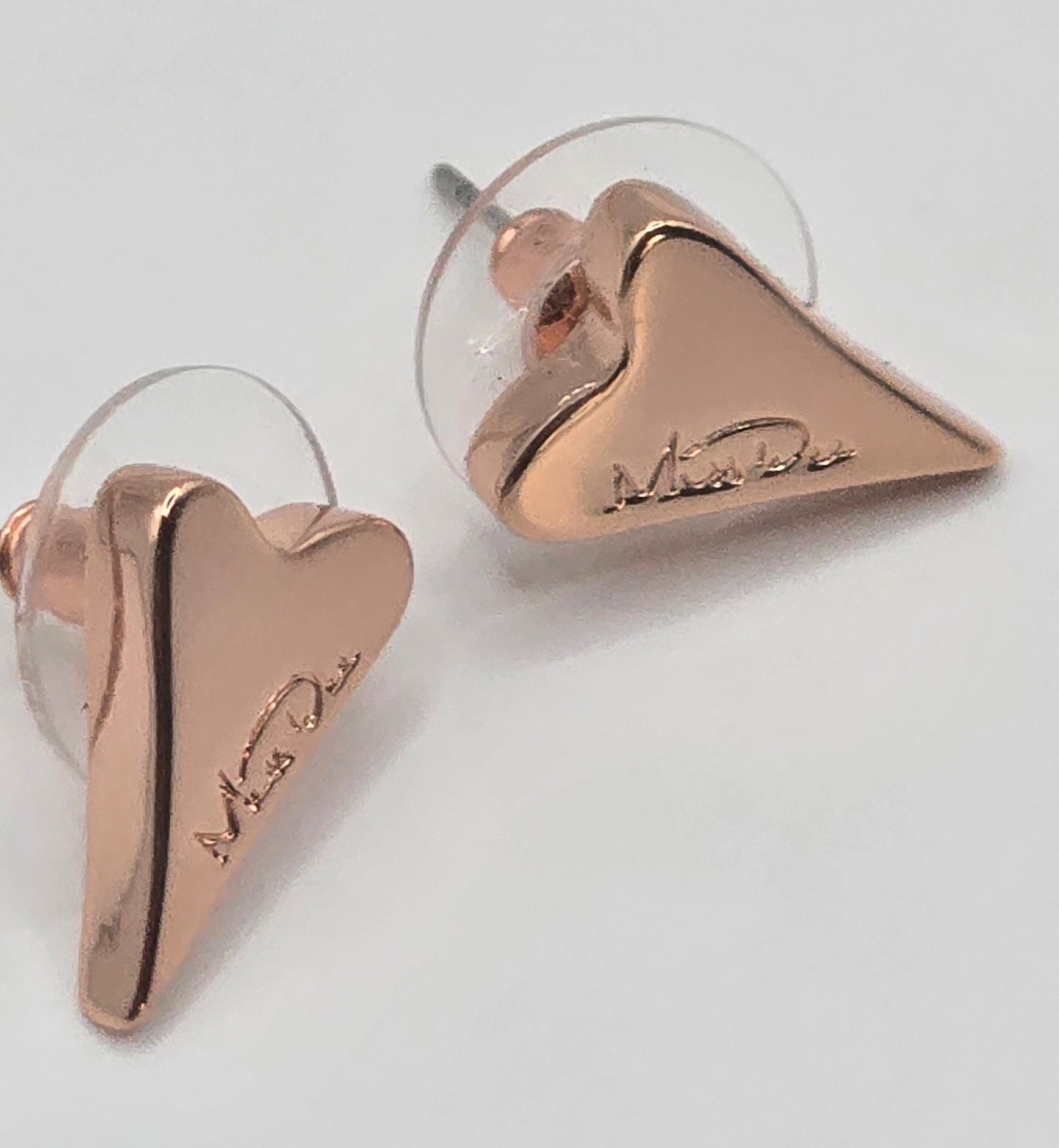 Rose Gold Solid  Brand Logo Heart Earrings (Alcis)*
