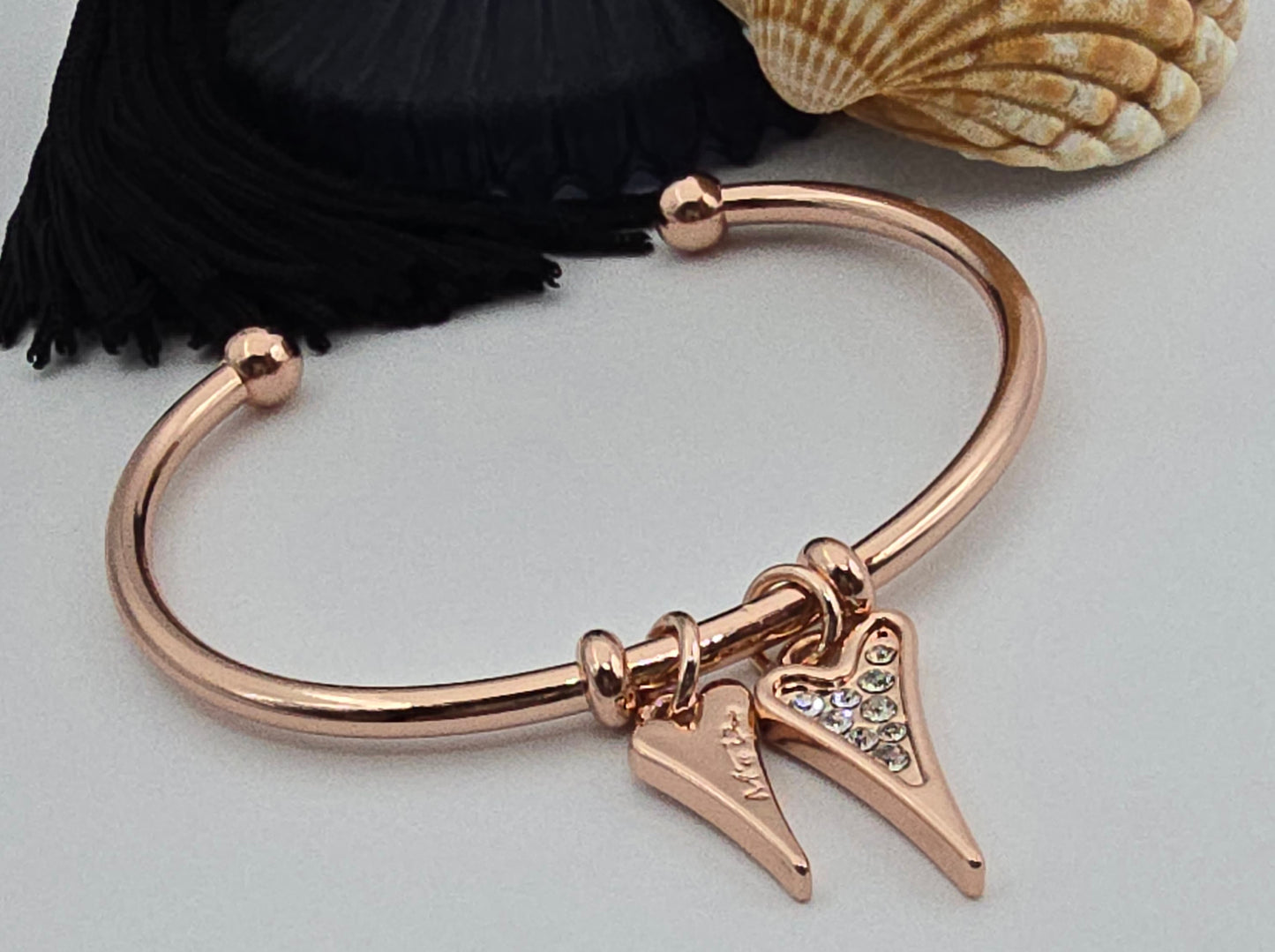 ROSE GOLD DIAMANTE/SOLID LOGO HEART BANGLE*