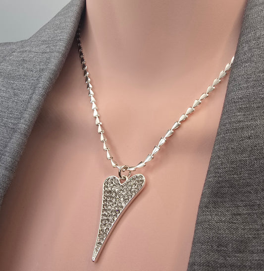 SILVER DIAMANTE HEART NECKLACE*
