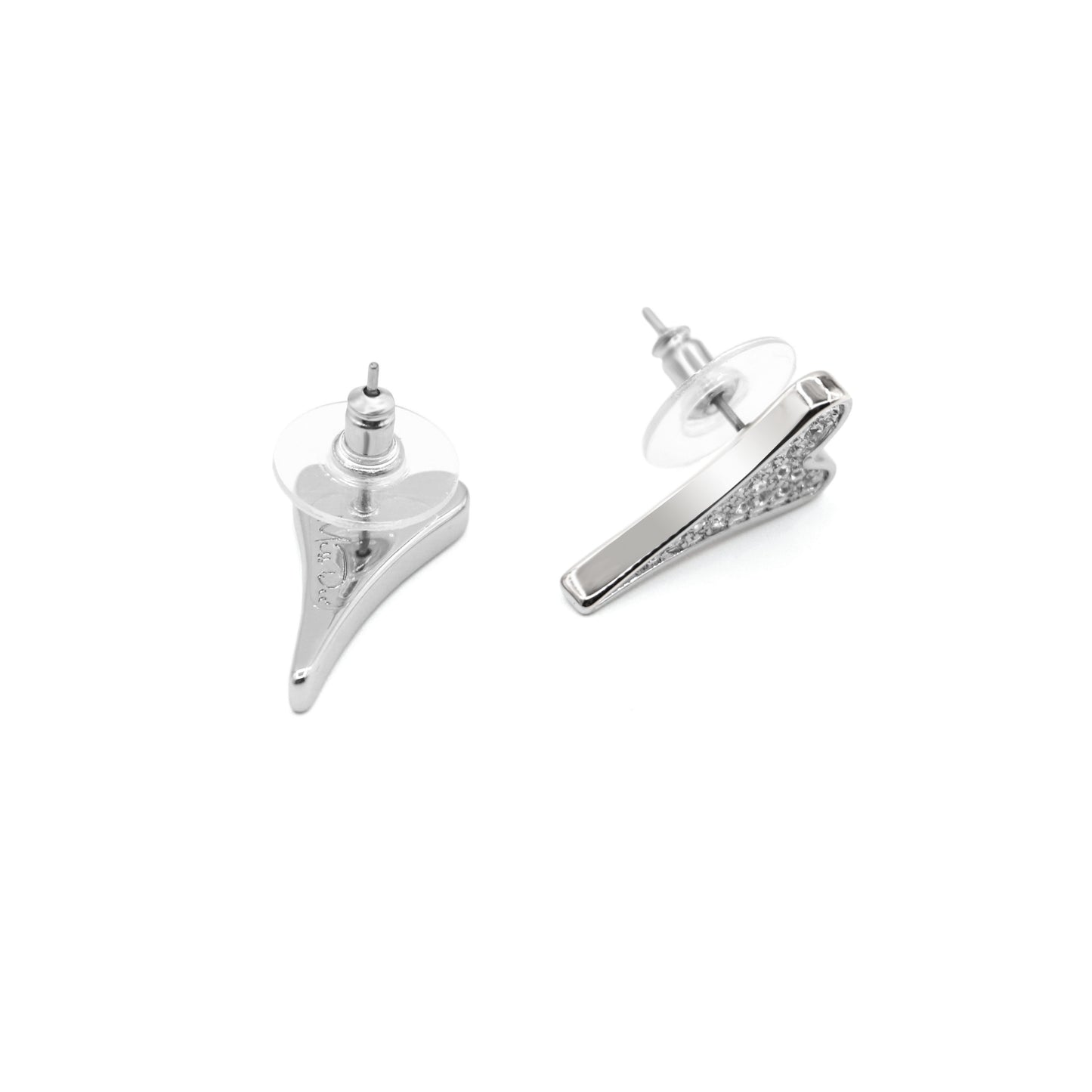 SILVER FULL DIAMANTE HEART STUDS EARRINGS*