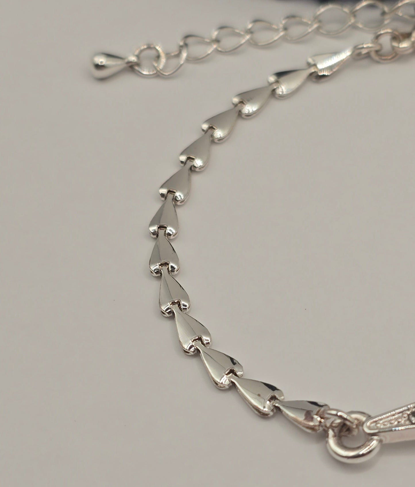 SILVER DIAMANTE HEART BRACELET*