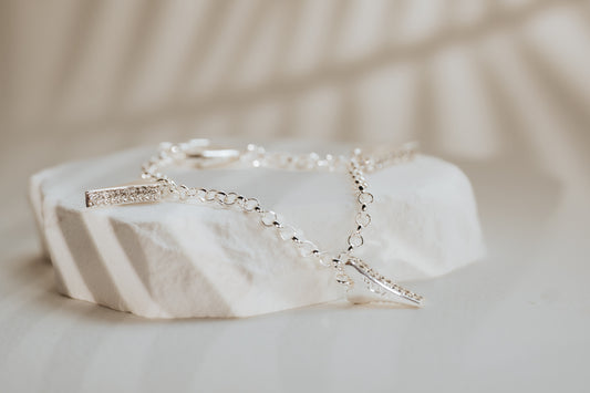 SILVER DIAMANTE HEARTS BRACELET*