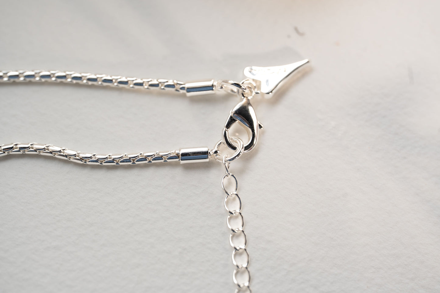 SILVER LONG DOUBLE HEART NECKLACE*