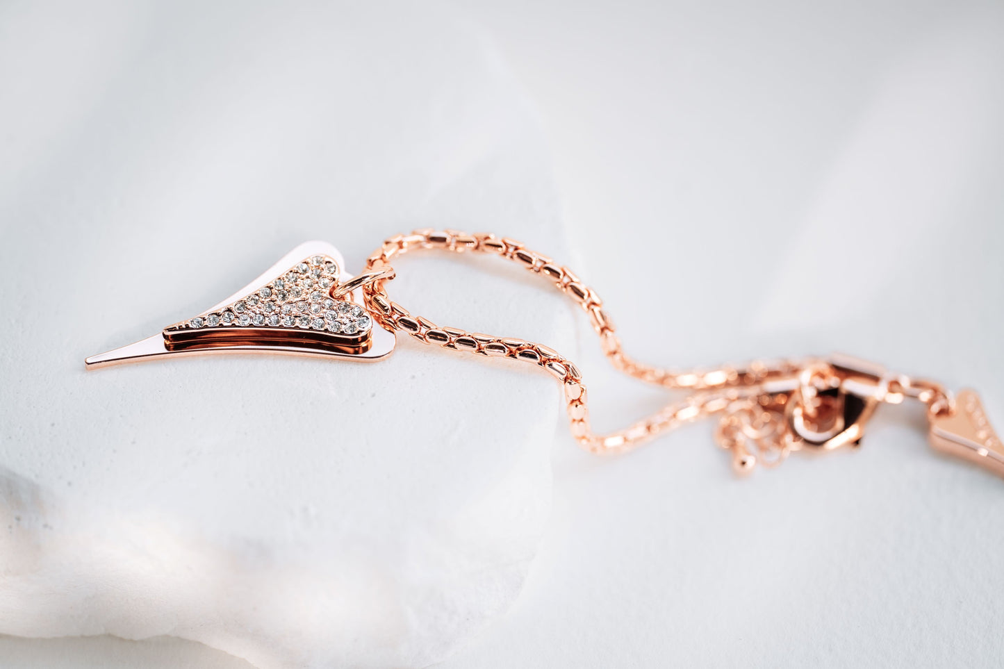 ROSE GOLD DOUBLE HEART BRACELET*