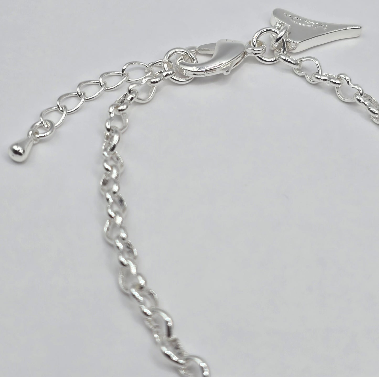 SILVER SOLID BRAND LOGO HEART BRACELET*