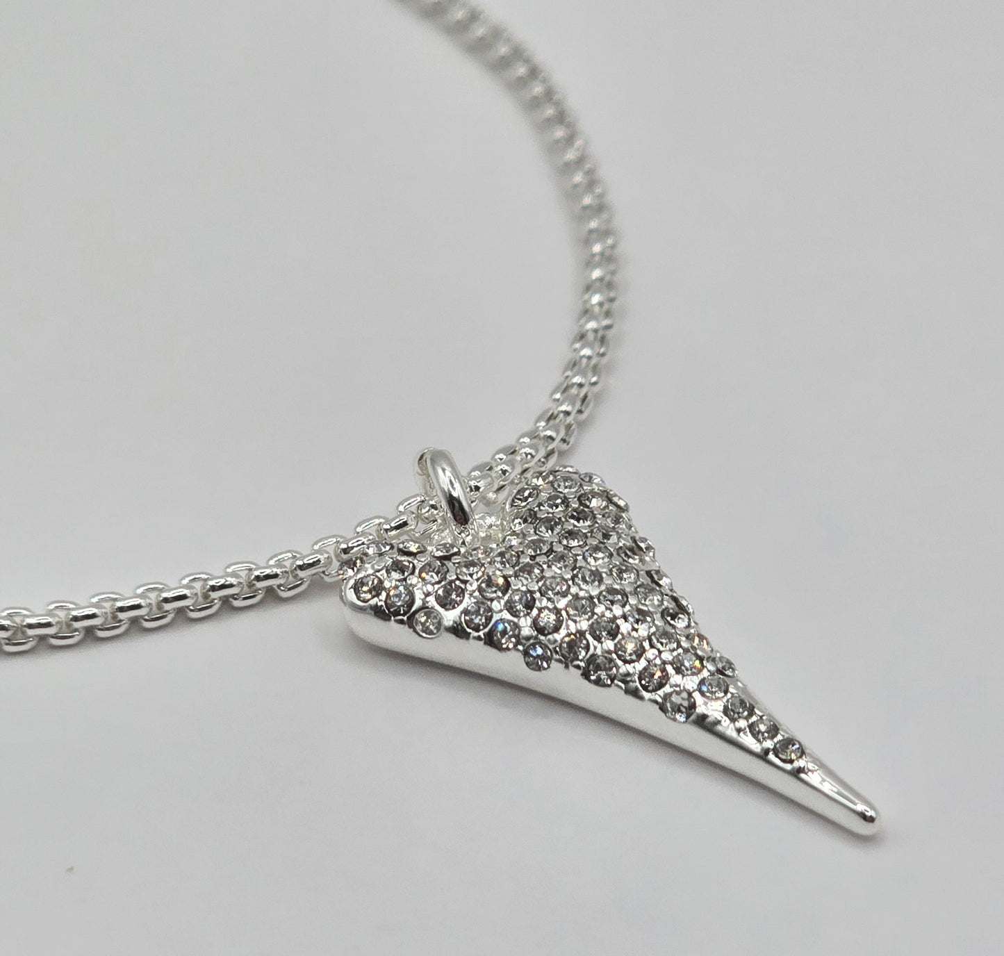 SILVER DIAMANTE HEART BRACELET*