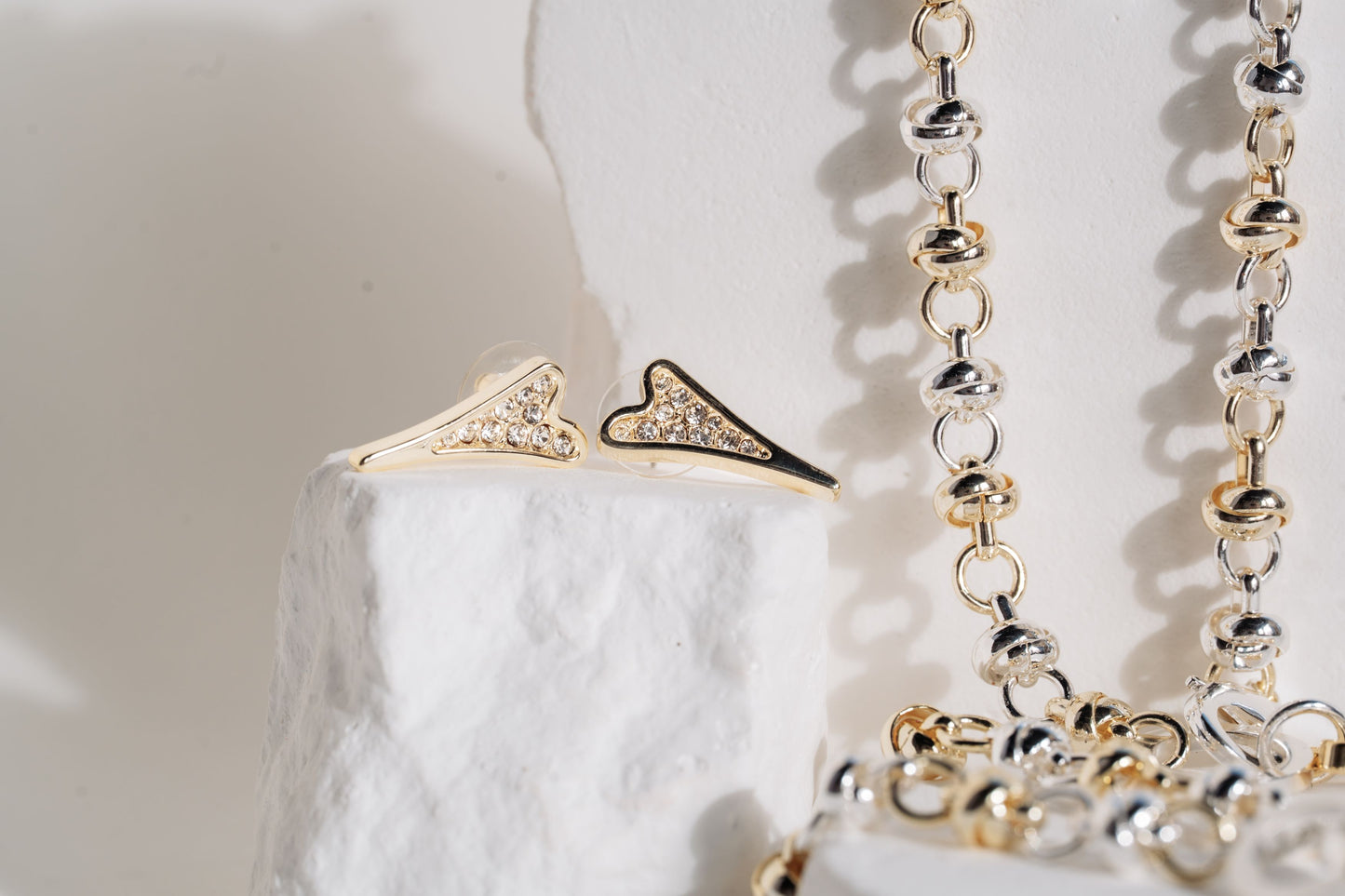Bracelet Silver/Yellow gold Knotted Chain & Diamante Heart