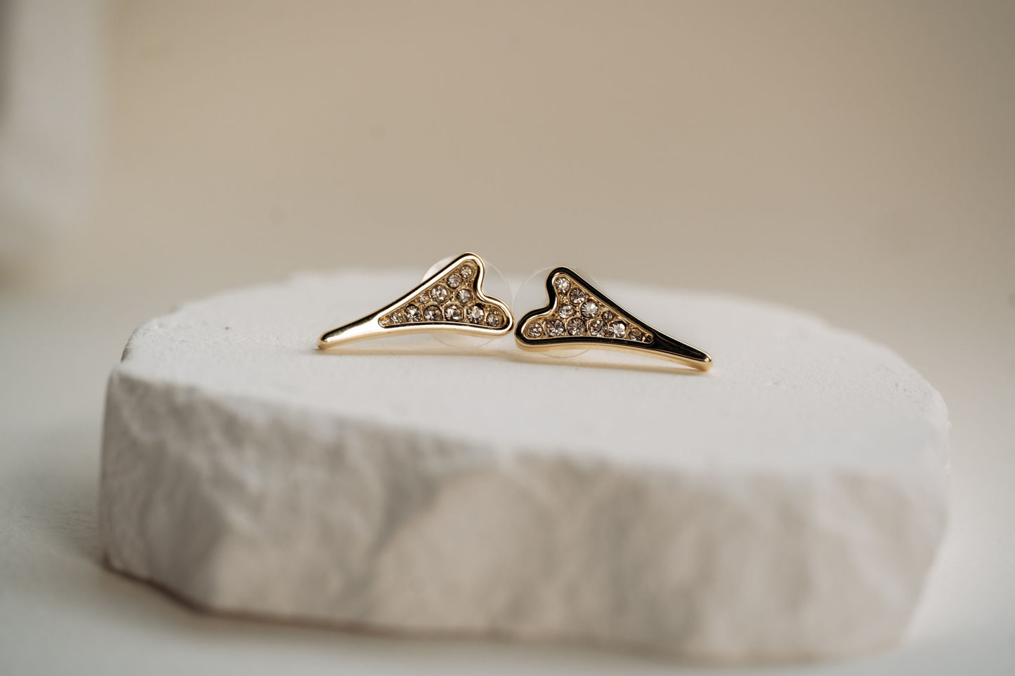 Earrings Yellow Gold Diamante Heart studs