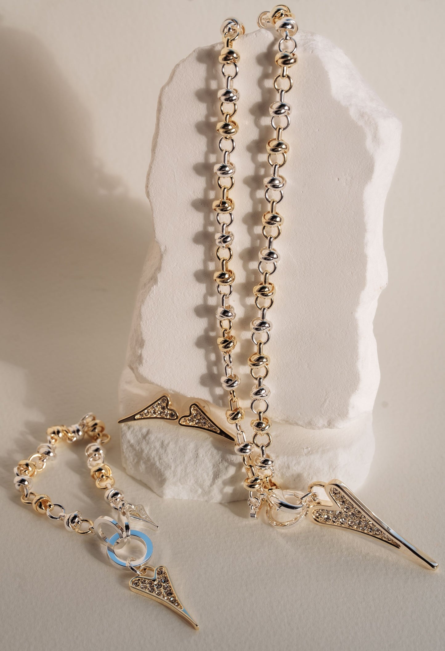 Bracelet Silver/Yellow gold Knotted Chain & Diamante Heart