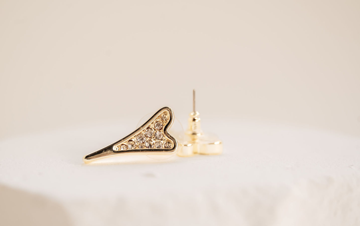 Earrings Yellow Gold Diamante Heart studs