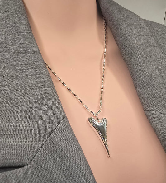 SILVER DIAMANTE HEART NECKLACE*
