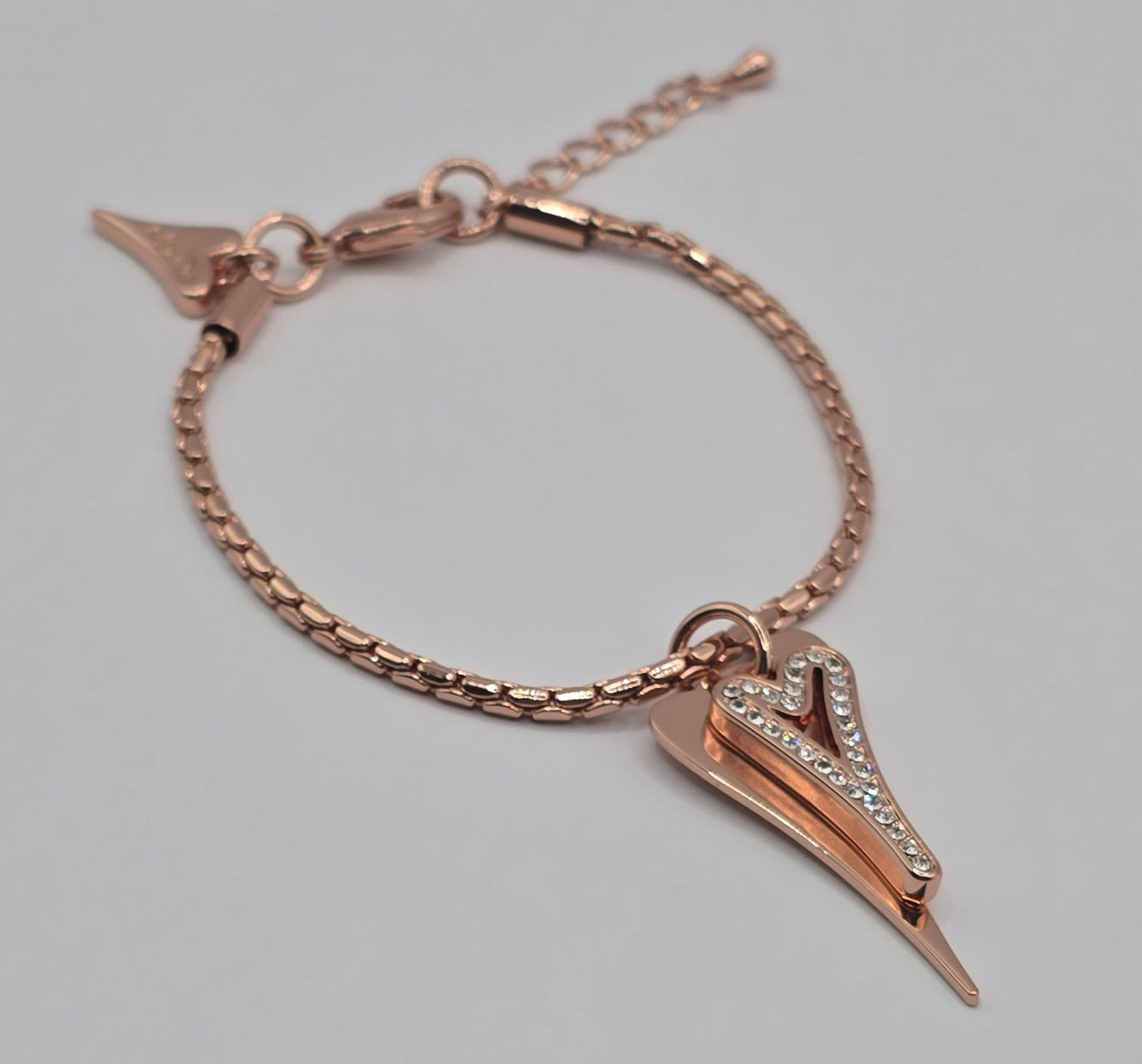 Bracelet Rose gold Chain with Solid & Diamante Hearts*
