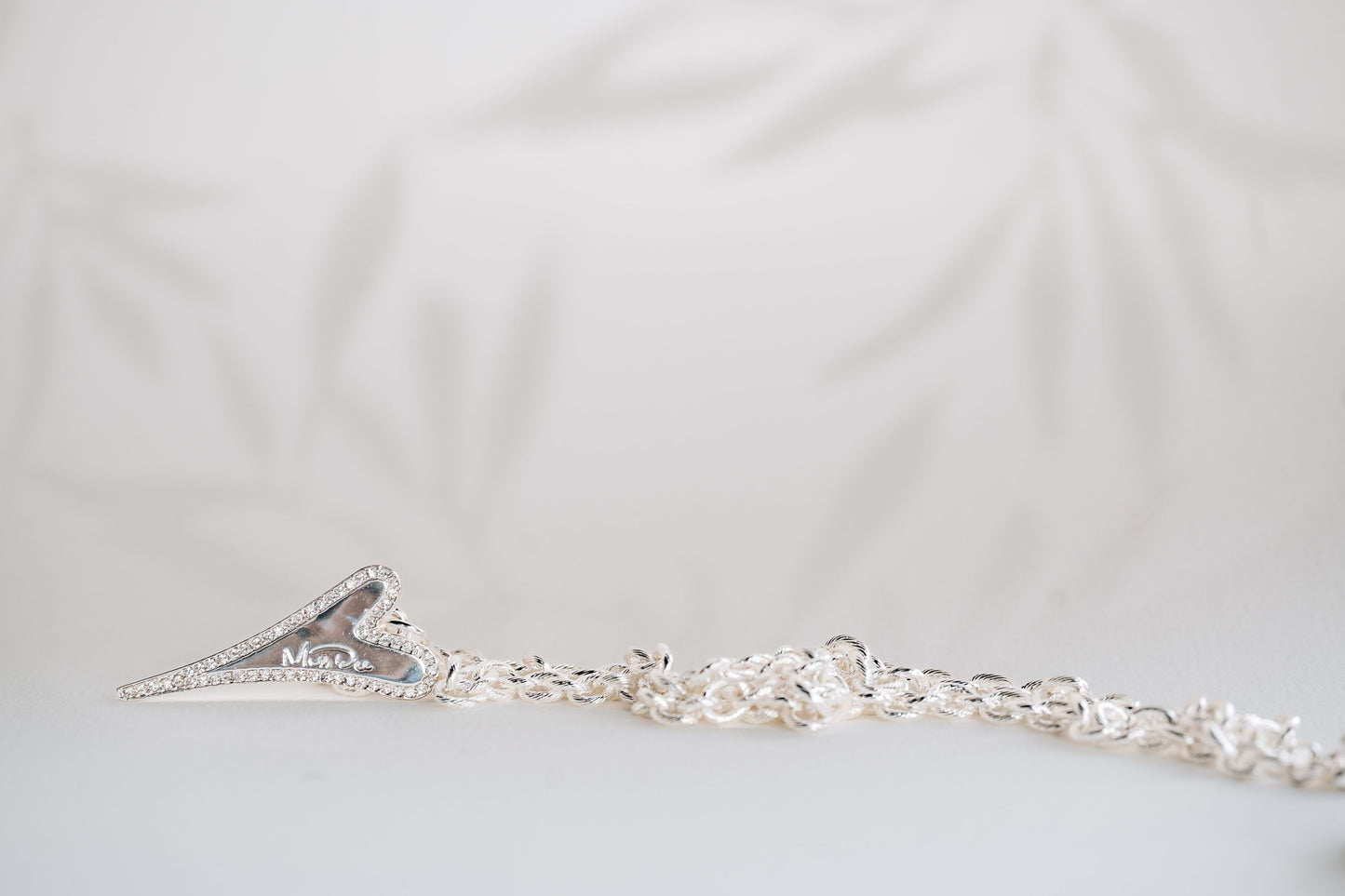 Necklace silver 85cm textured links chain with heart pendant