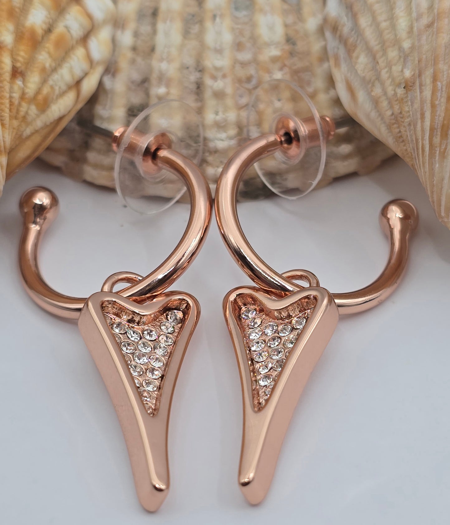 ROSE GOLD HOOPS WITH ROSE GOLD DIAMANTE HEART  *