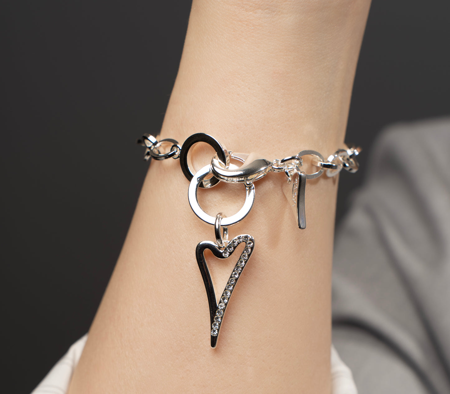 SILVER BRACELET*