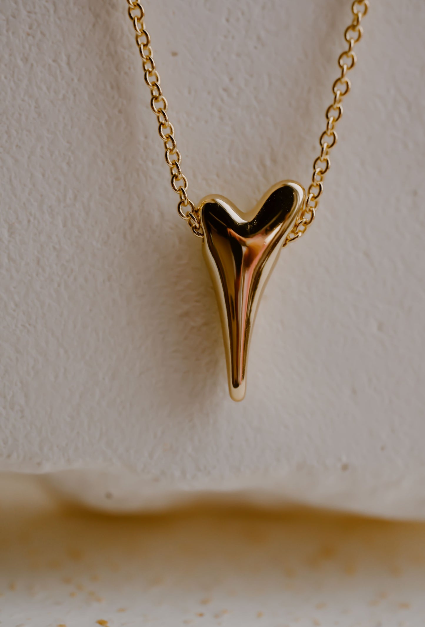 NEW!!! YELLOW GOLD BUBBLE HEART NECKLACE *