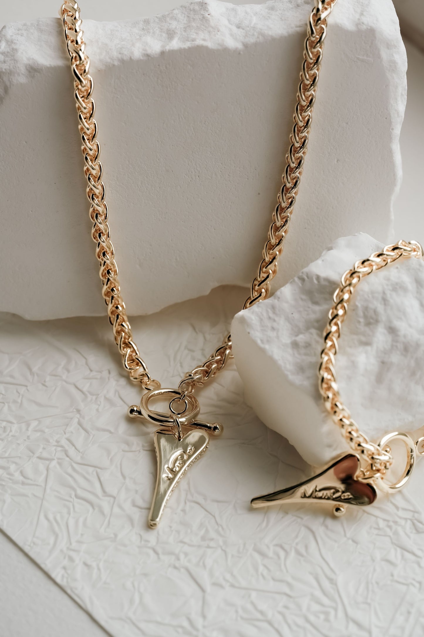 NEW!!! T BAR YELLOW GOLD NECKLACE *