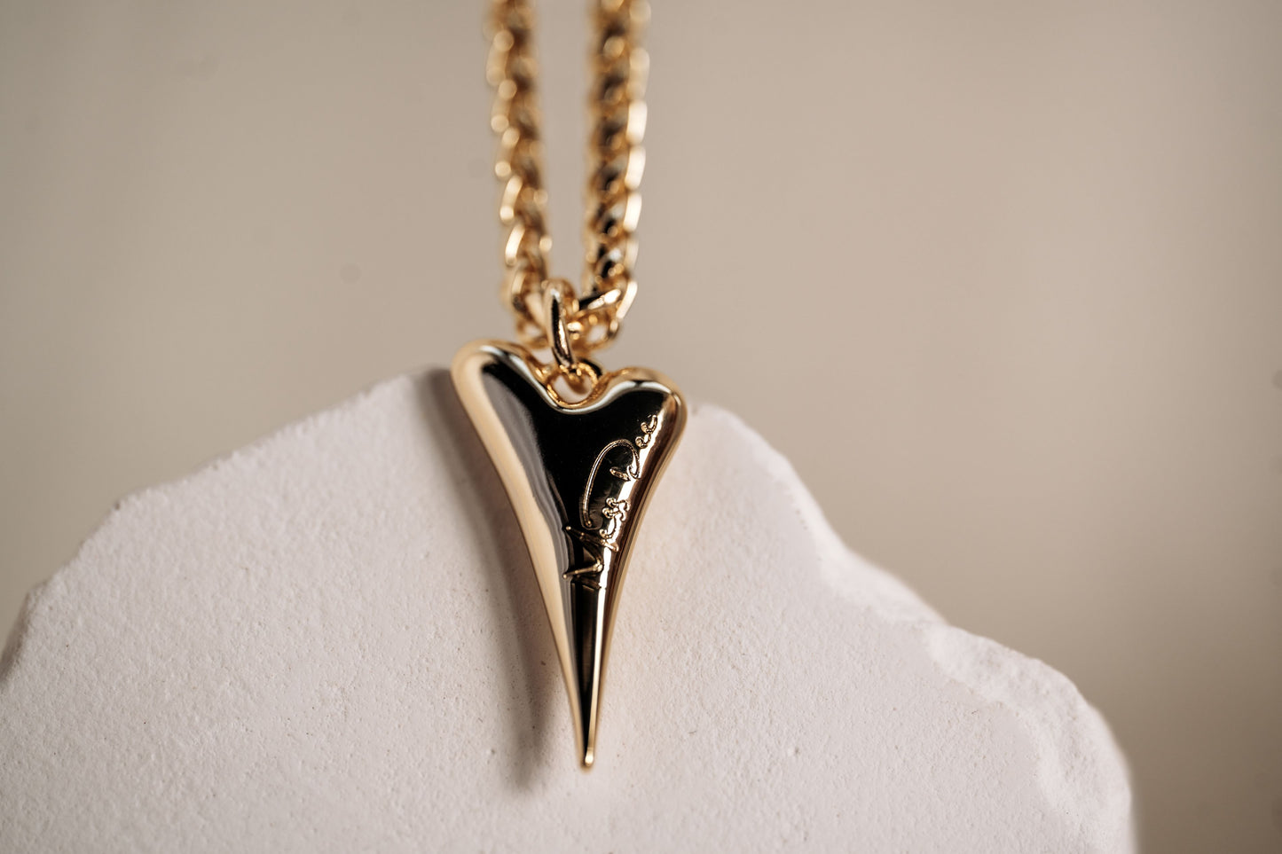 YELLOW GOLD SOLID HEART NECKLACE*