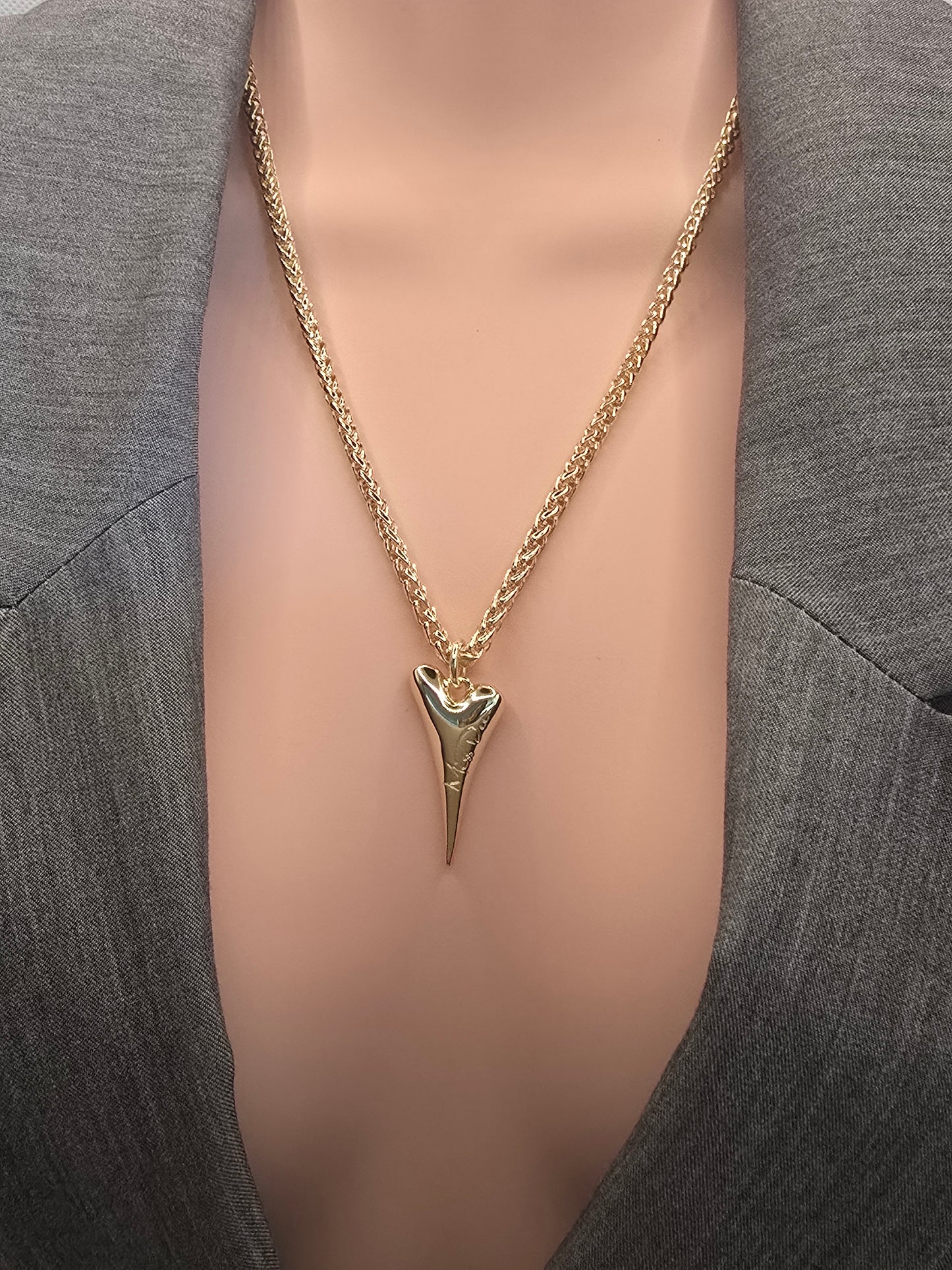 YELLOW GOLD SOLID HEART NECKLACE*